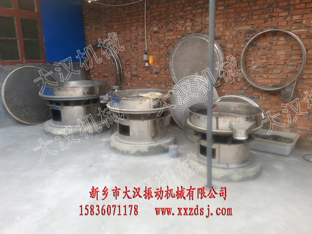 大漢旋振篩試機(jī)車間